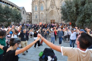 Sardanes a la Catedral: tradició i