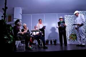 Els sense cor: Tots dalt de l'escenari
